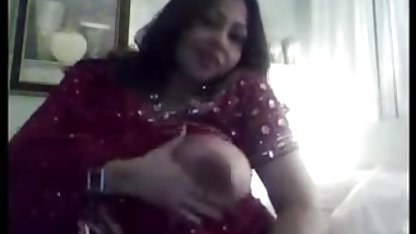 सास ने उसे सेक्सी फिल्म दिखाइए वीडियो में गधे को मुर्गा दिया