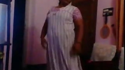 छिपा कैमरा सेक्सी वीडियो हिंदी मूवी में के शॉवर