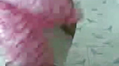 इस महिला को धूपघड़ी के लिए सेक्स फिल्म हिंदी मूवी जाना पसंद करती है