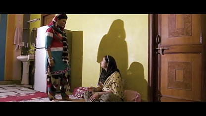 एक कांस्य त्वचा का रंग और प्यारा चेहरा के साथ सेक्सी फिल्म बिल्कुल सेक्सी latinka कास्टिंग मारा