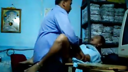 तेजी से गड़बड़ अपने पत्नी और दबाया उसके में के खोखले सेक्सी हिंदी पिक्चर फिल्म