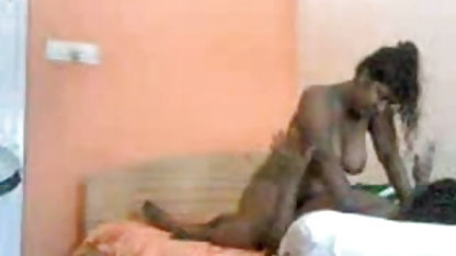 Nutiistkami हिंदी सेक्सी मूवी 2 के लिए खोज